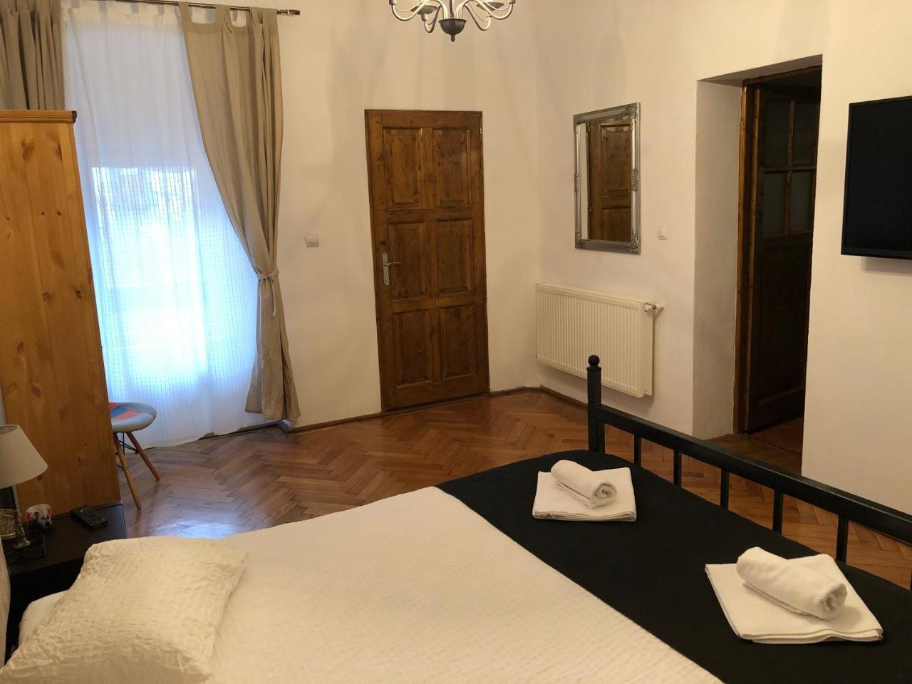 Poet Pastior Residence Sibiu Eksteriør bilde